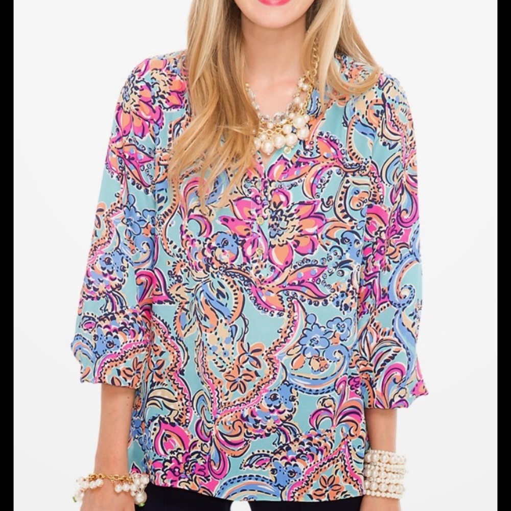 Lilly Pulitzer Alexandra Bait and Switch top